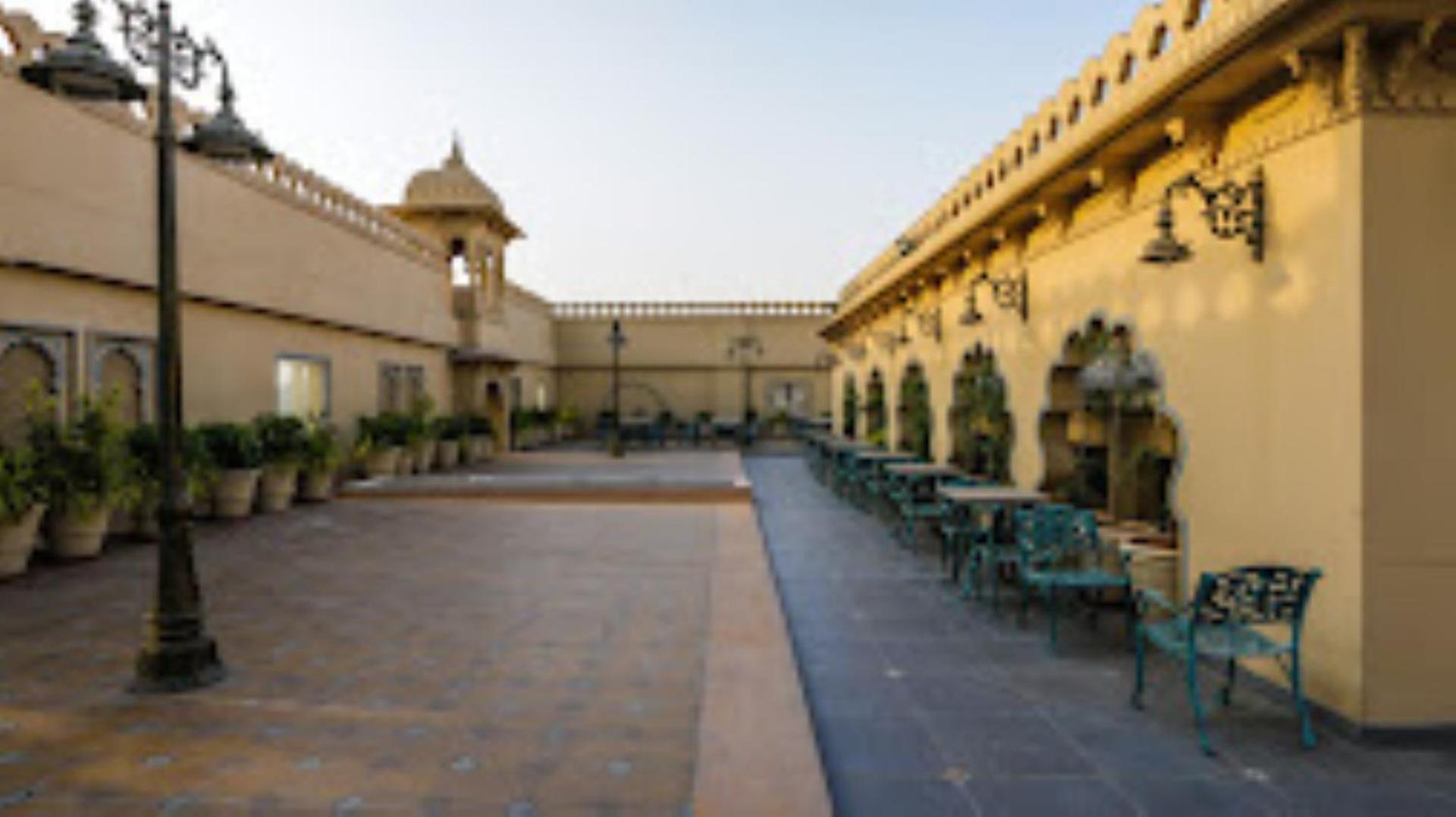 Laxminarayan Club & Resort Vadodara Exterior foto